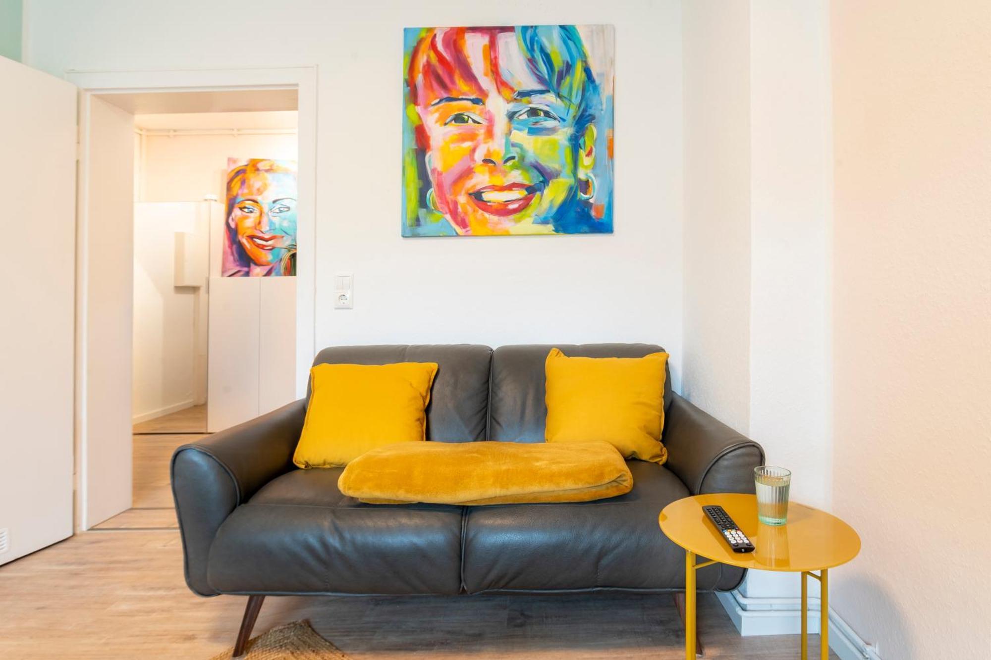 Akram Appartement III - Ruhig, Stadtnah ฮิลเดสไฮม์ ภายนอก รูปภาพ