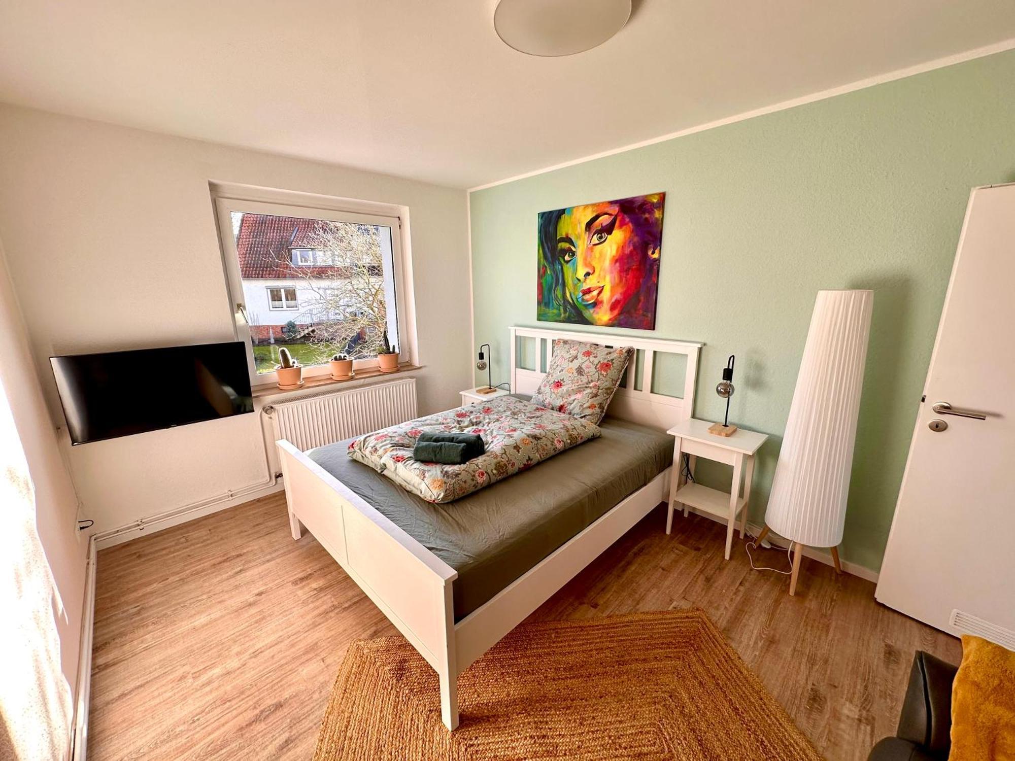 Akram Appartement III - Ruhig, Stadtnah ฮิลเดสไฮม์ ภายนอก รูปภาพ