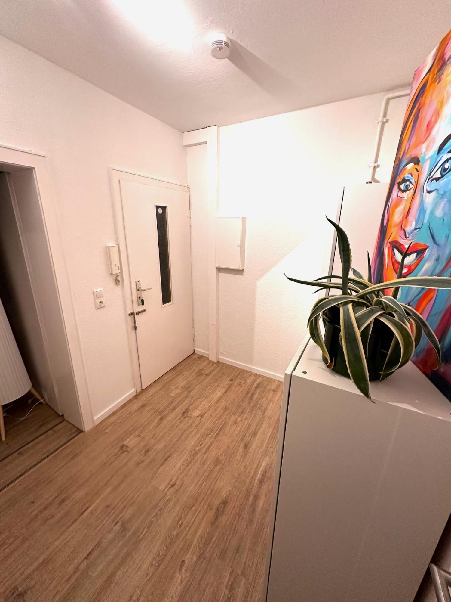 Akram Appartement III - Ruhig, Stadtnah ฮิลเดสไฮม์ ภายนอก รูปภาพ